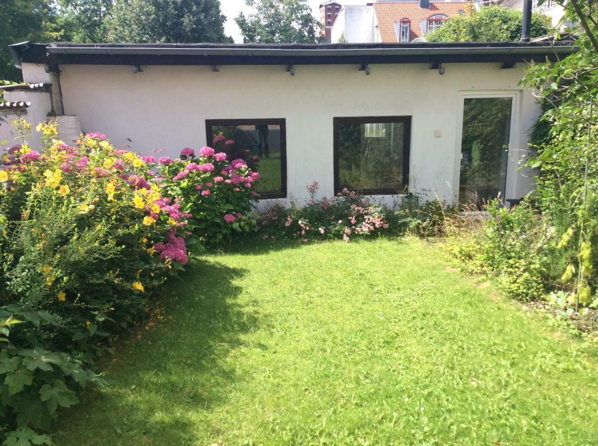 Altstadt Bonn Mit Eigenem Parkplatz Und Garten Luaran gambar